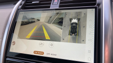 Land Rover Discovery 3.0 D300 Dynamic SE 5dr Auto Diesel Station Wagon